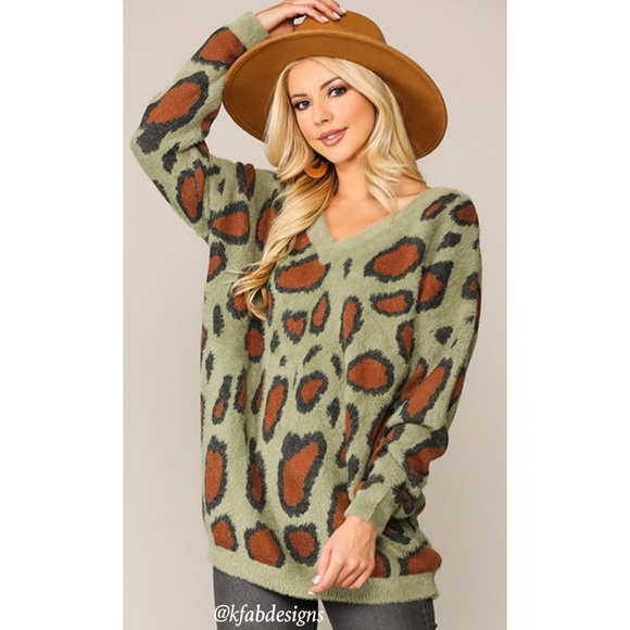 KFab Designs Sweaters - LAST 2! The Softest V Neck So Soft Animal Print Sweater with V Back!